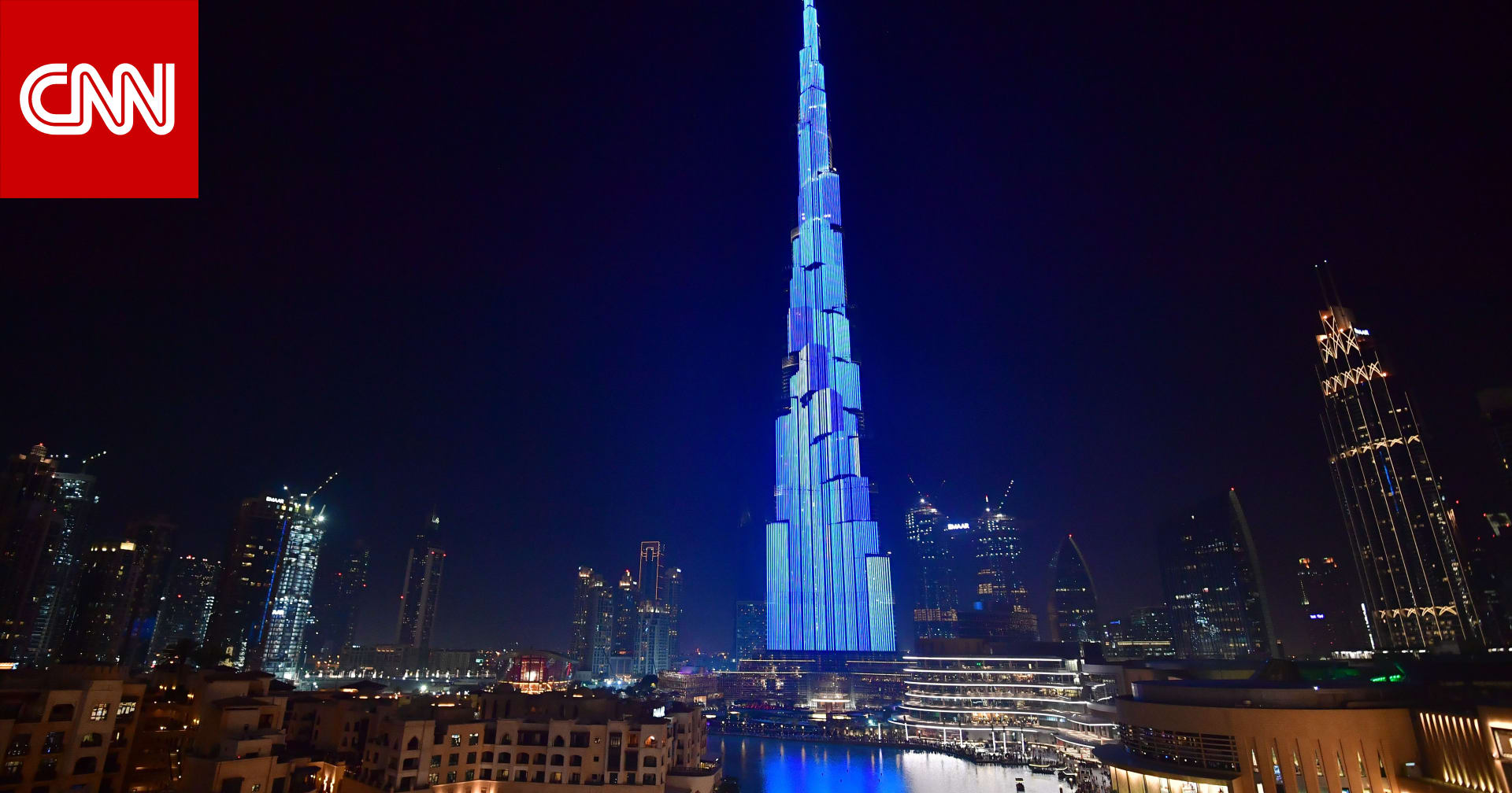 مشهد ساحر.. شاهد برج خليفة يتحول لـ”صاروخ فضائي” قبل مهمة سلطان النيادي للفضاء